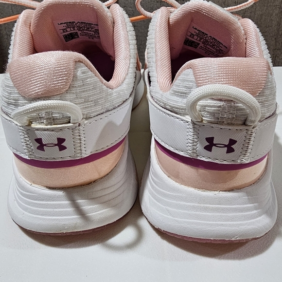 Under Armour Charged Breathe Lace Up Training Sneaker, Women's Size 6.5 - Picture 4 of 10